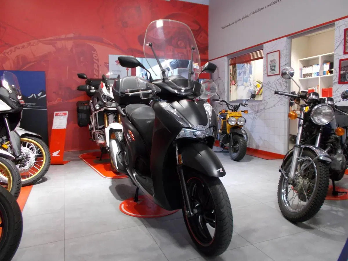 Honda SH 350 Sport (2021 - 24) (6)