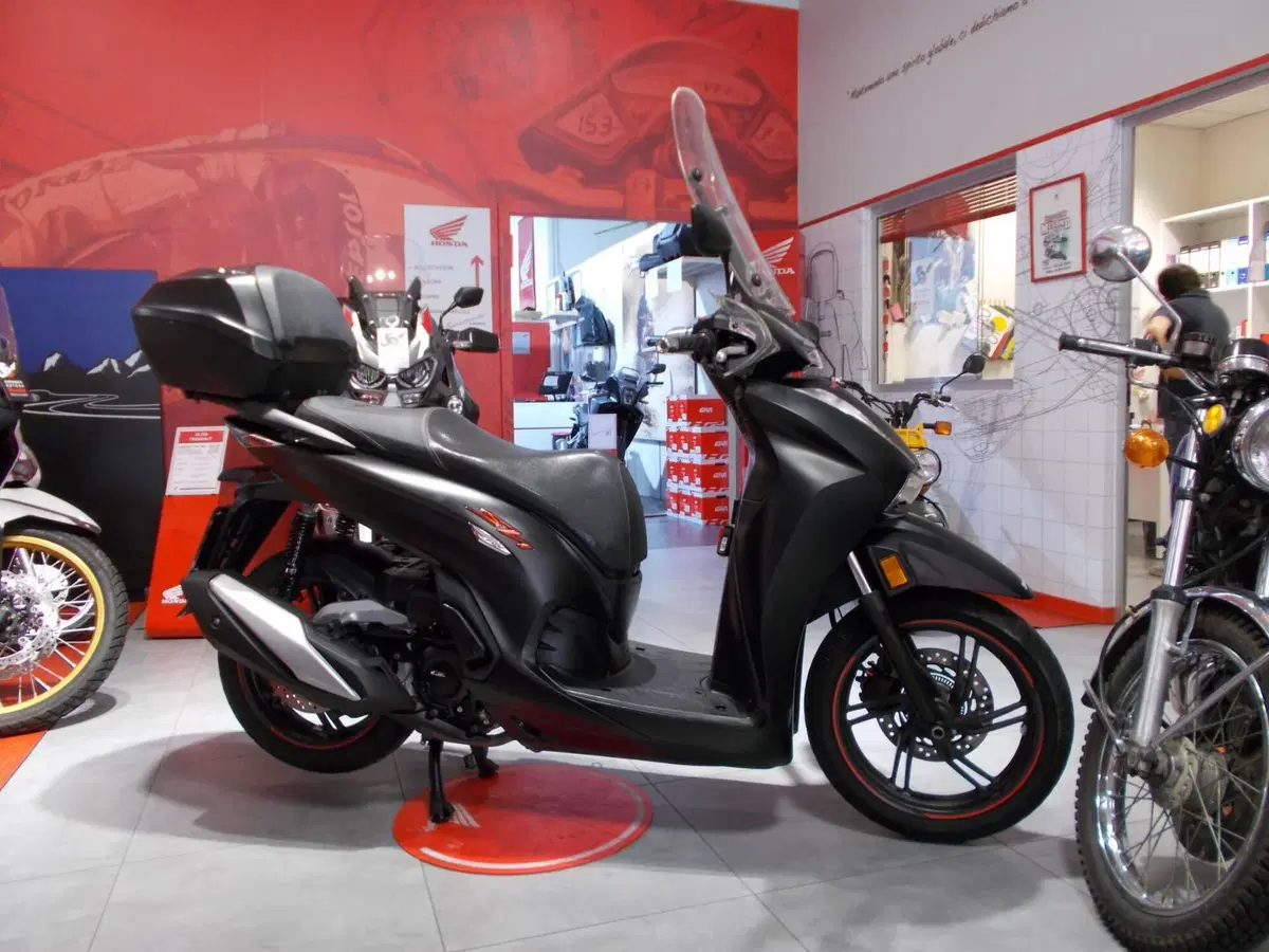 Honda SH 350 Sport (2021 - 24) (8)