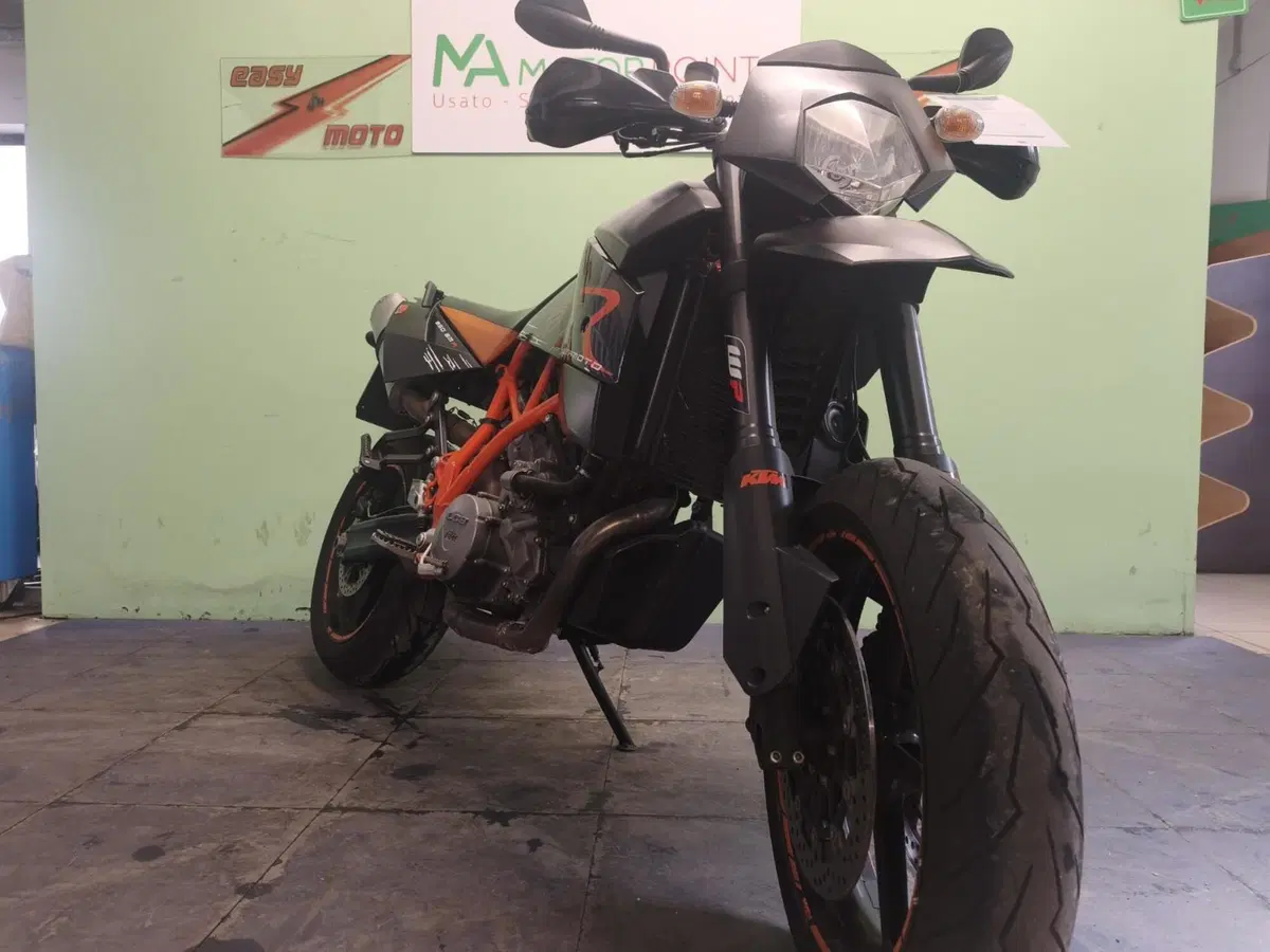 KTM 950 Supermoto (2006 - 08) (5)