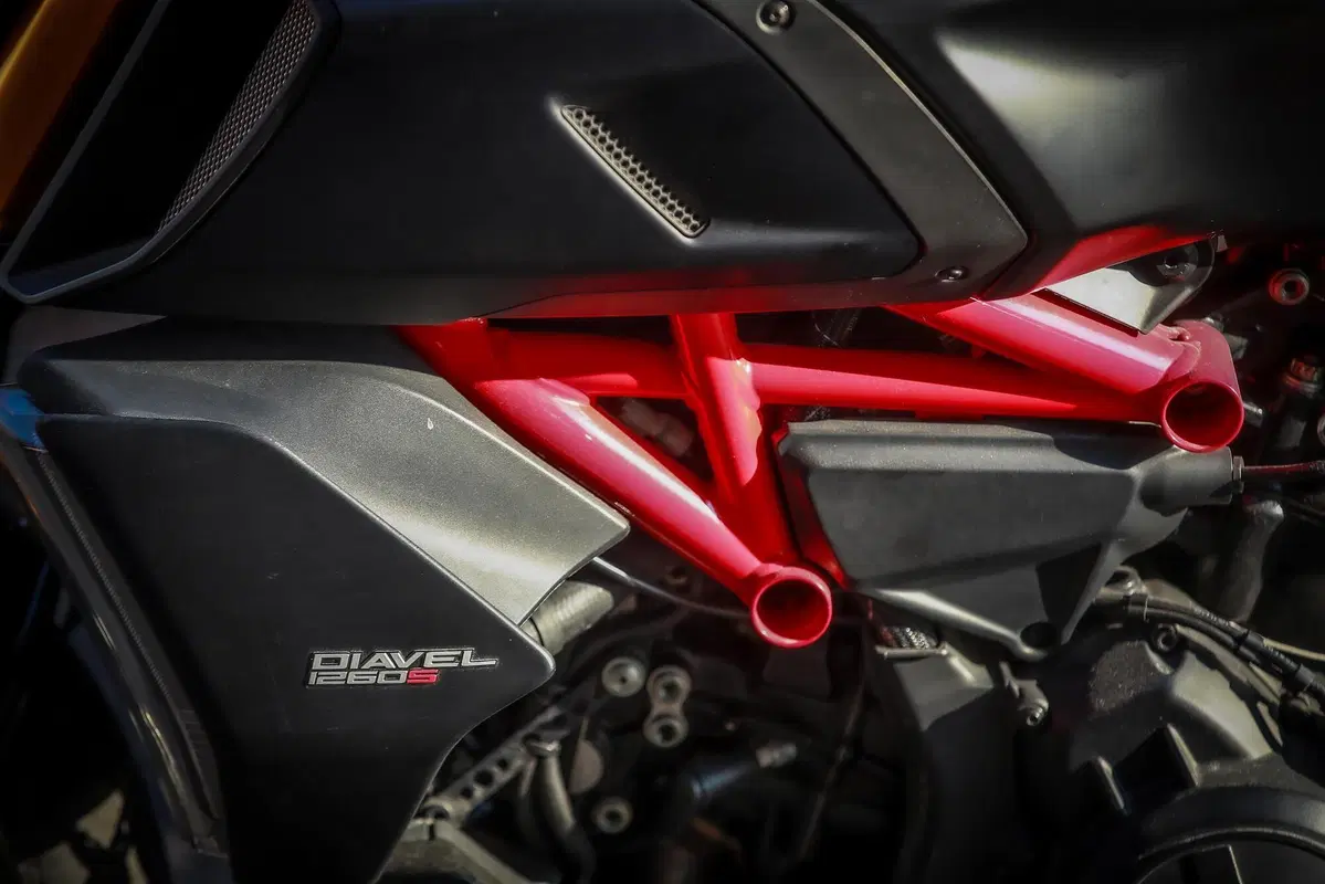Ducati Diavel 1260 S (2019 - 20) (5)