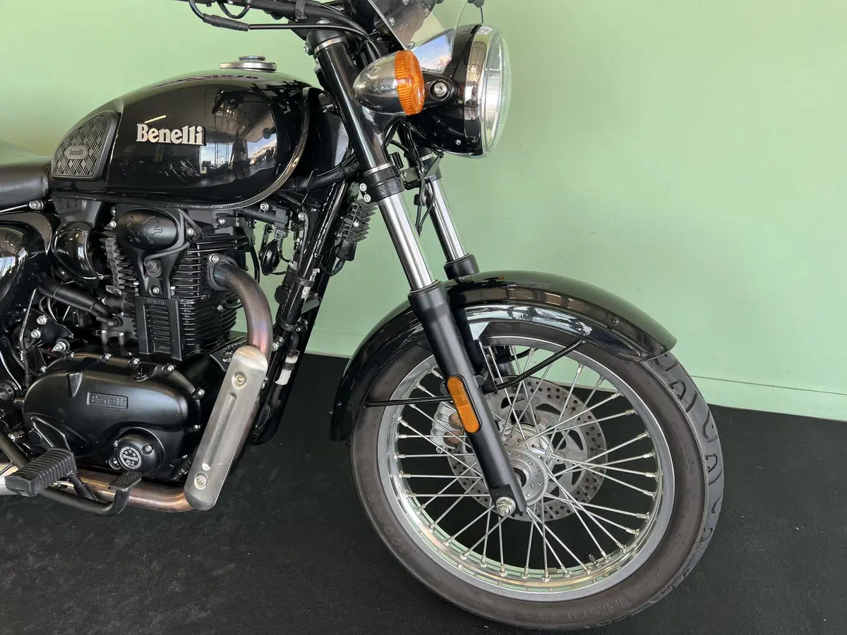 Benelli Imperiale 400 (2021 - 25) (11)