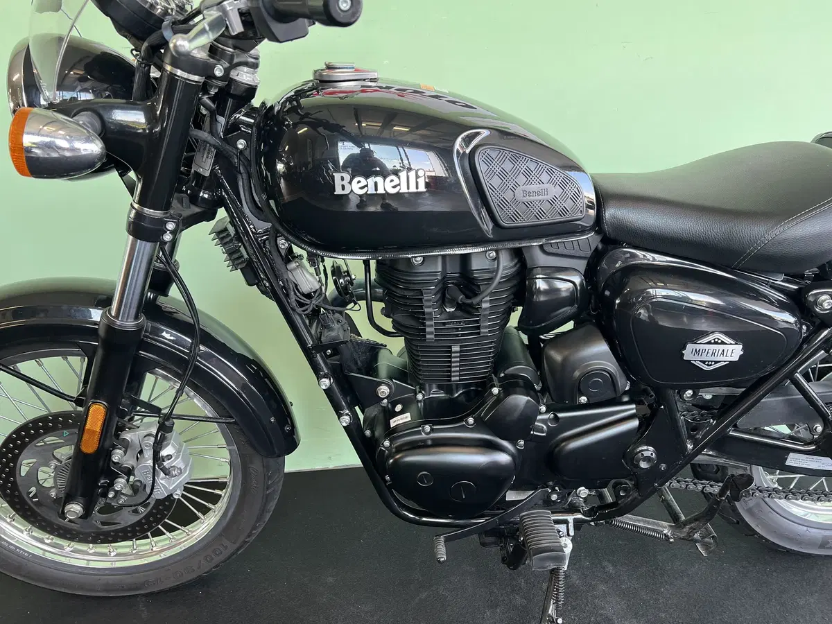 Benelli Imperiale 400 (2021 - 25) (14)