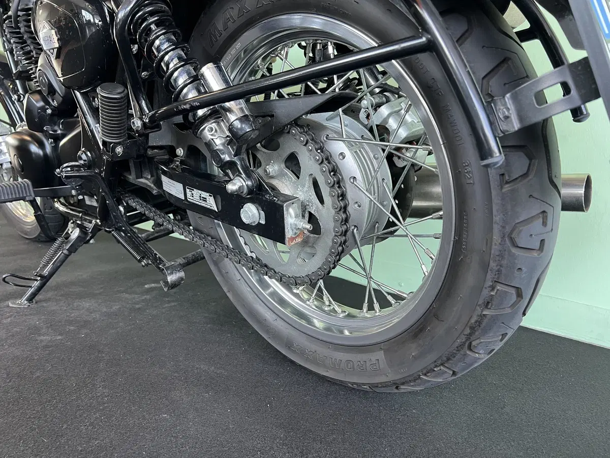 Benelli Imperiale 400 (2021 - 25) (16)