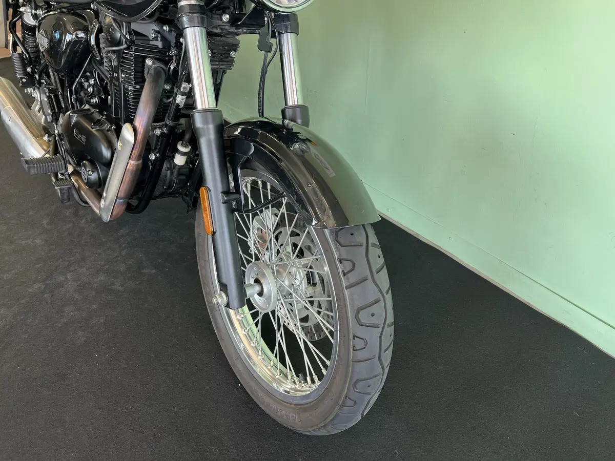 Benelli Imperiale 400 (2021 - 25) (18)