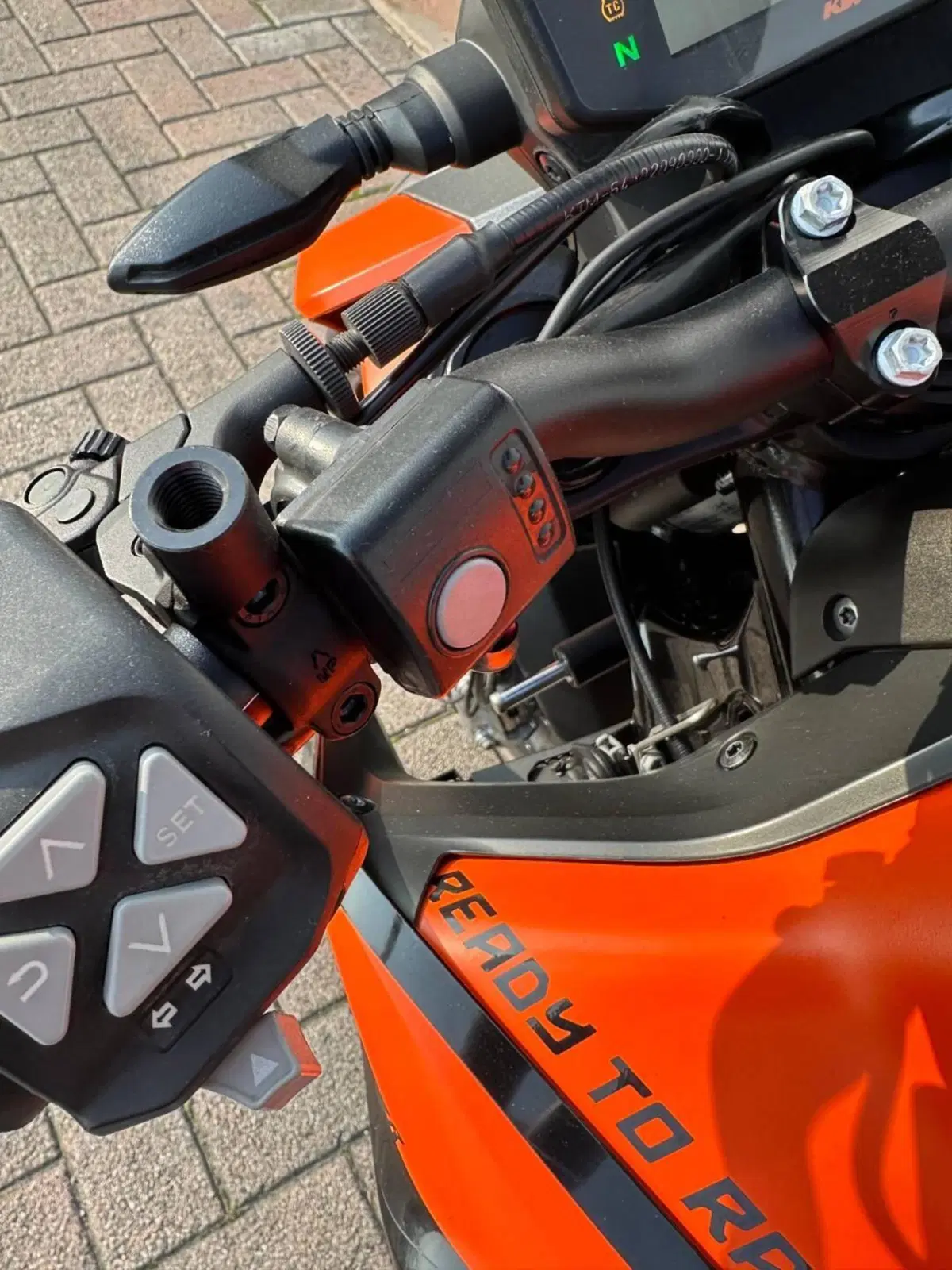 KTM 890 Duke (2021 - 23) (8)