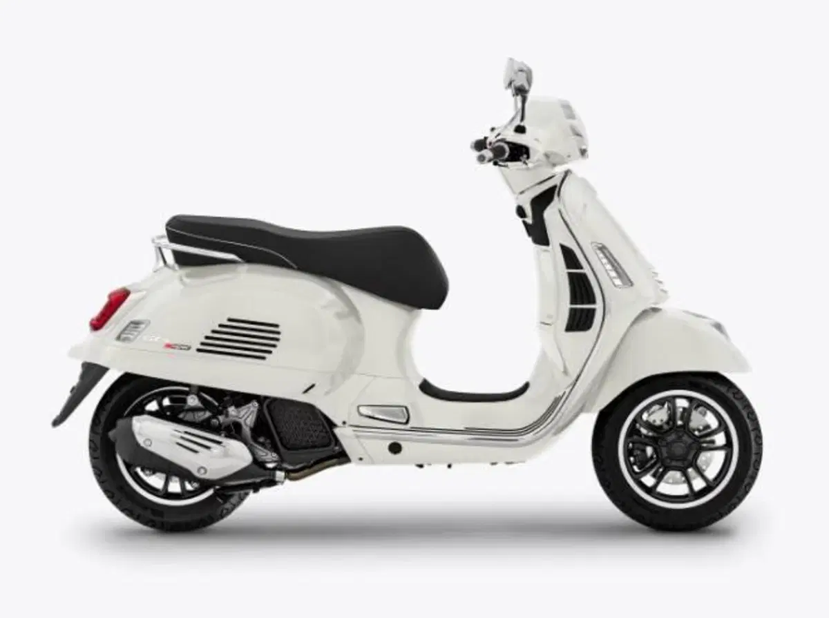 Vespa GTS 125 Super (2025 - 26) (2)