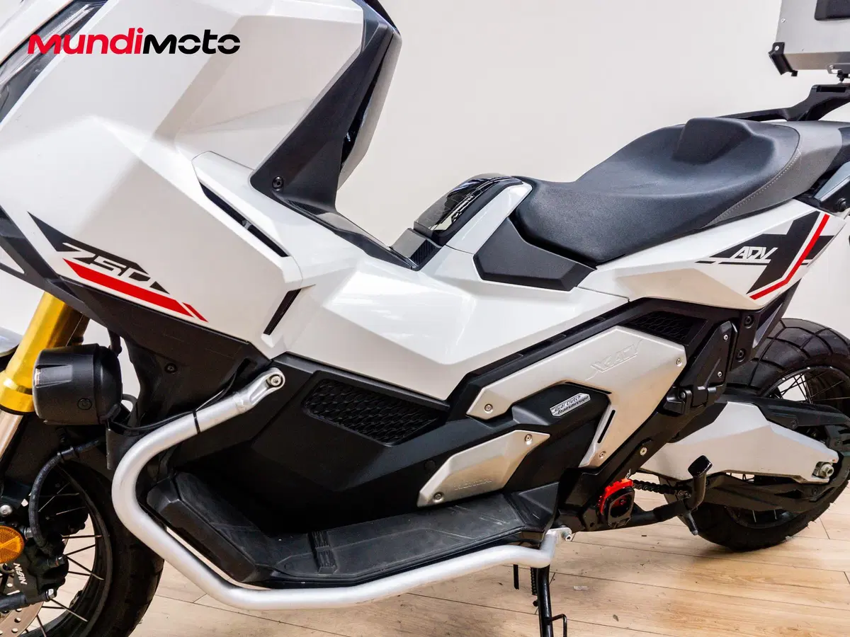Honda X-ADV 750 Special Edition (2026) (9)