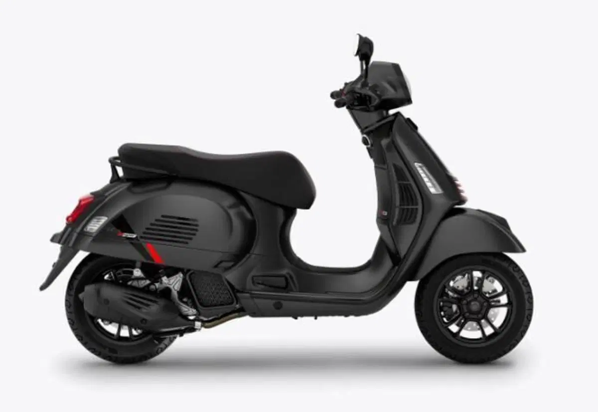 Vespa GTS 125 Supersport (2025 - 26) (2)