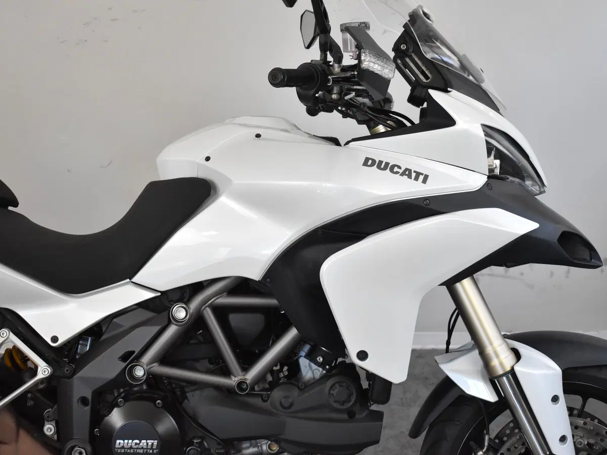Ducati Multistrada 1200 ABS (2010 - 12) (11)