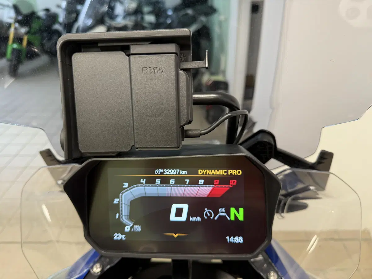 Bmw R 1300 GS Trophy (2023 - 26) (9)