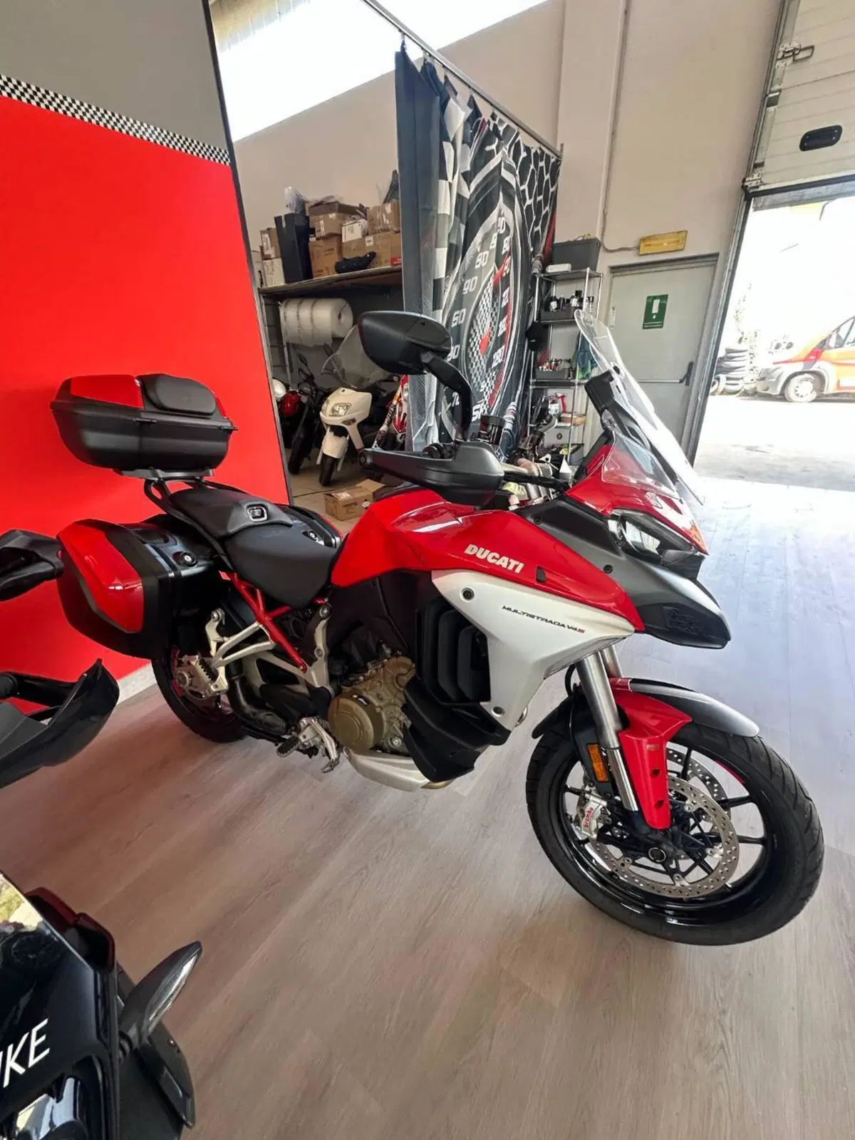 Ducati Multistrada V4 S (2021 - 24) (2)