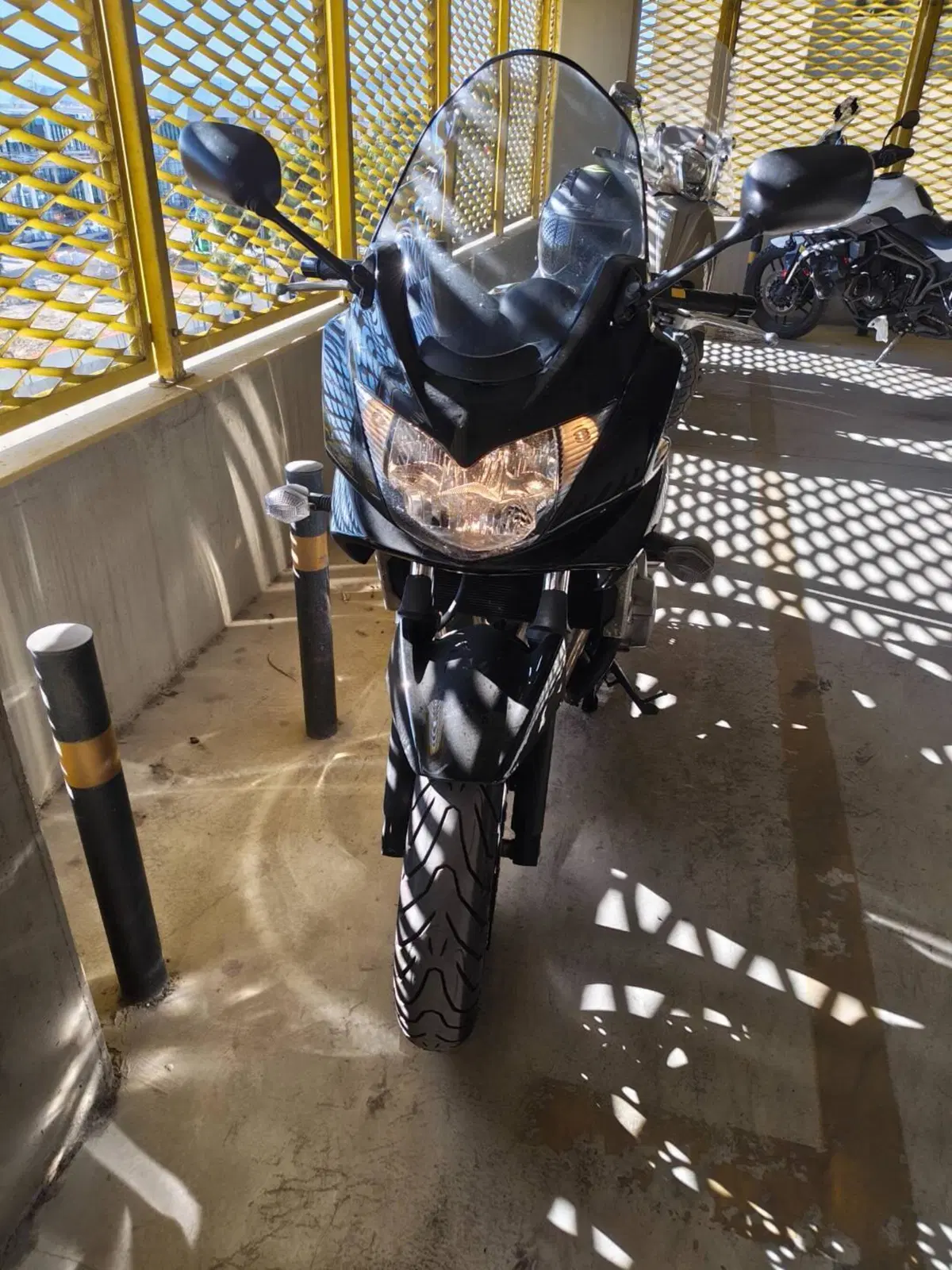 Suzuki GSF 650 Bandit S (2006 - 12) (4)