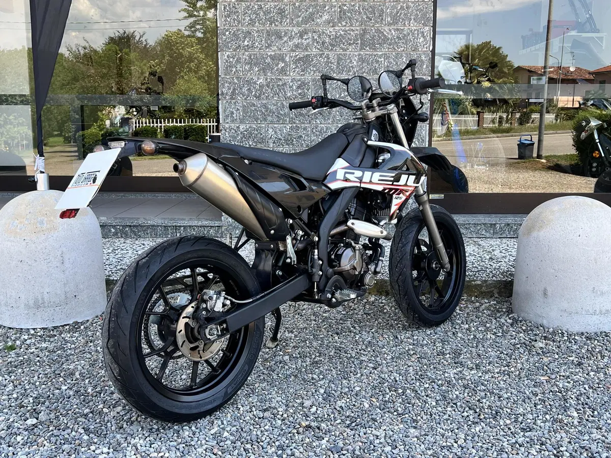 Rieju Marathon 125 Supermotard LC (2021 - 23) (6)