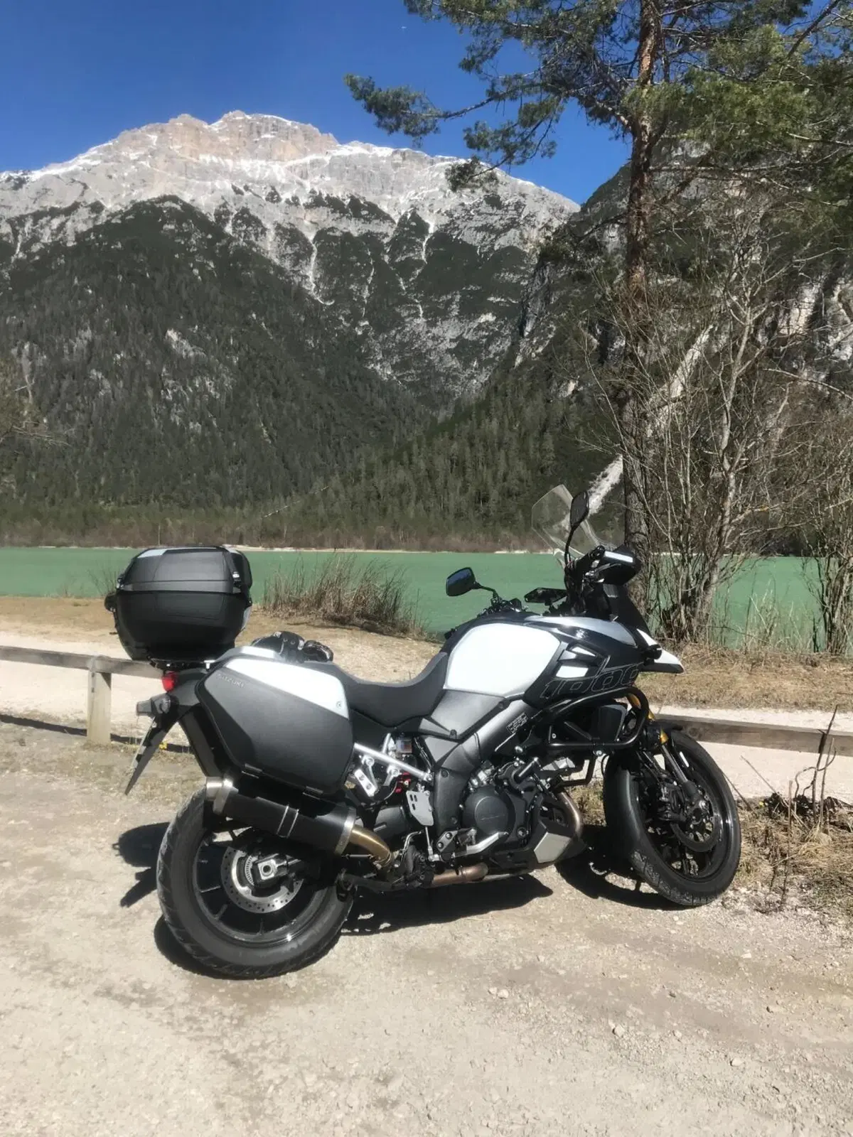 Suzuki V-Strom 1000 ABS No compromise LE (2015 - 17) (3)