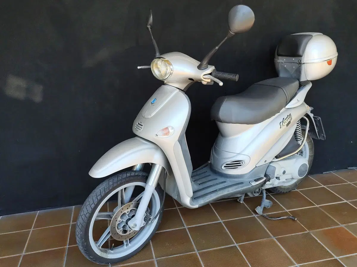 Piaggio Liberty 150 LE 4T (2000 - 03) (6)