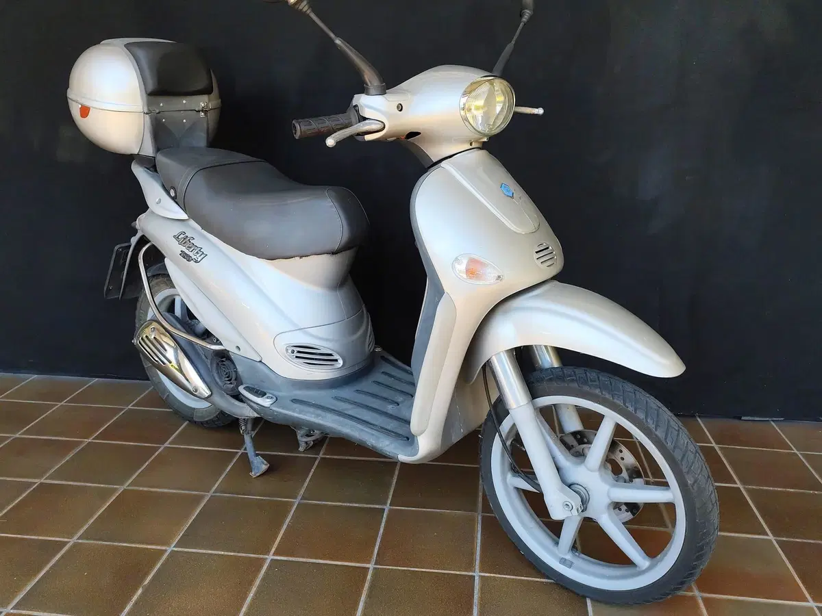 Piaggio Liberty 150 LE 4T (2000 - 03) (8)