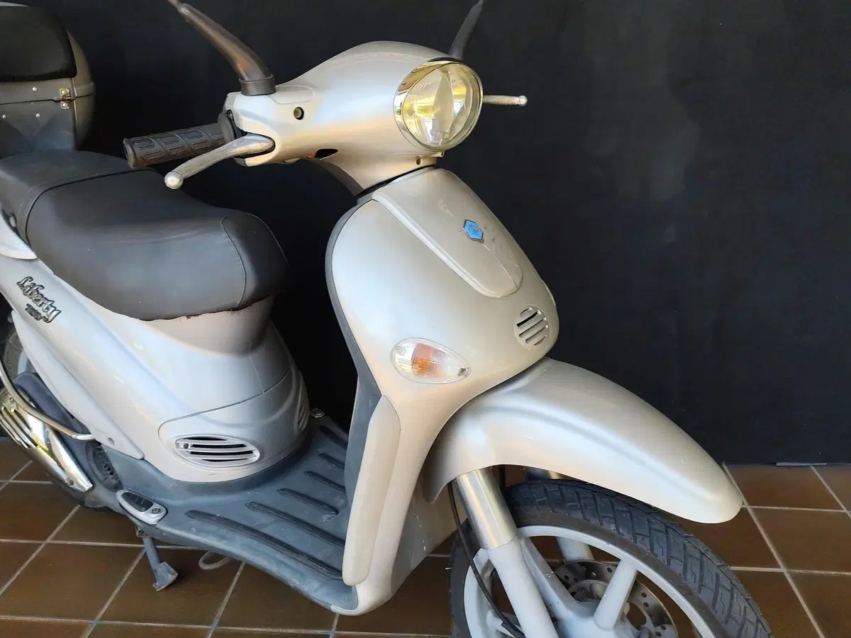 Piaggio Liberty 150 LE 4T (2000 - 03) (9)