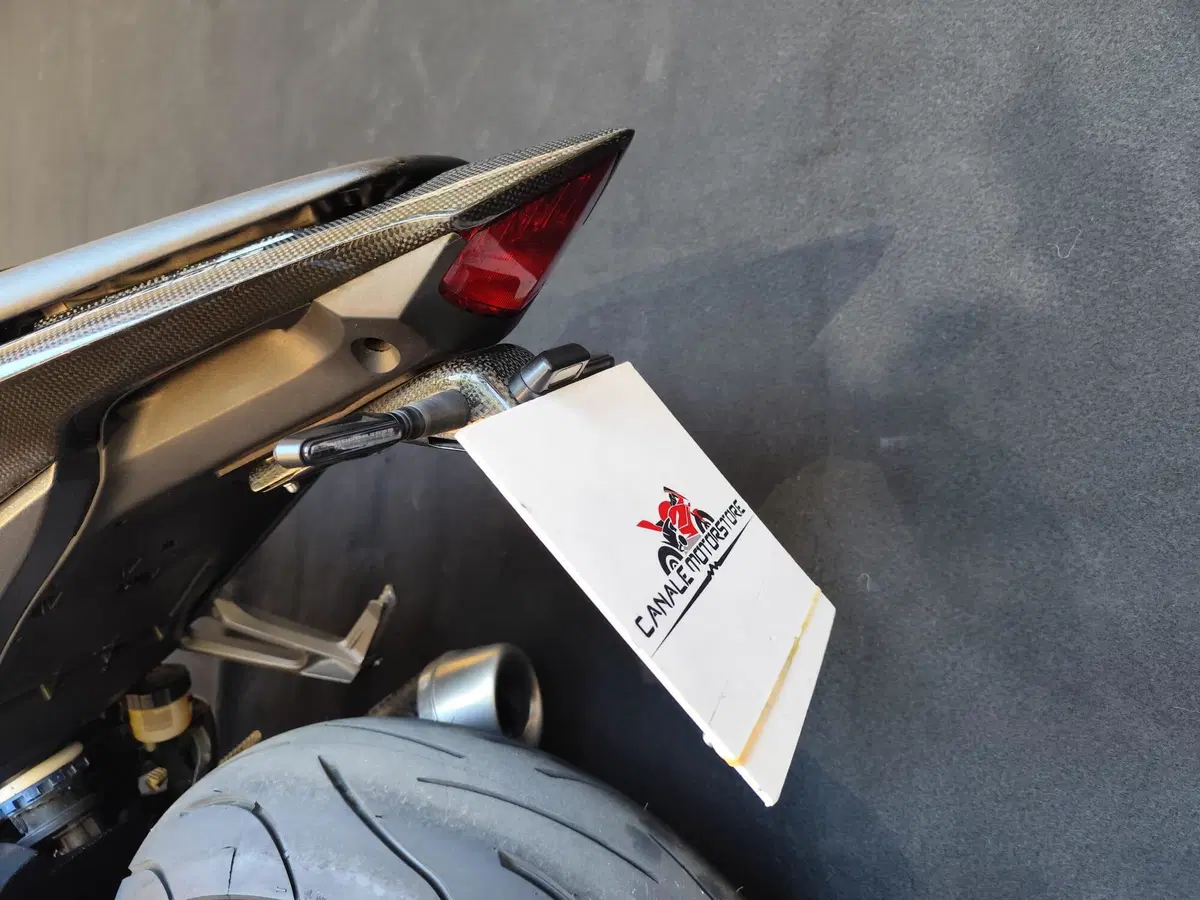 Honda CB 1000 R (2008 - 10) (13)