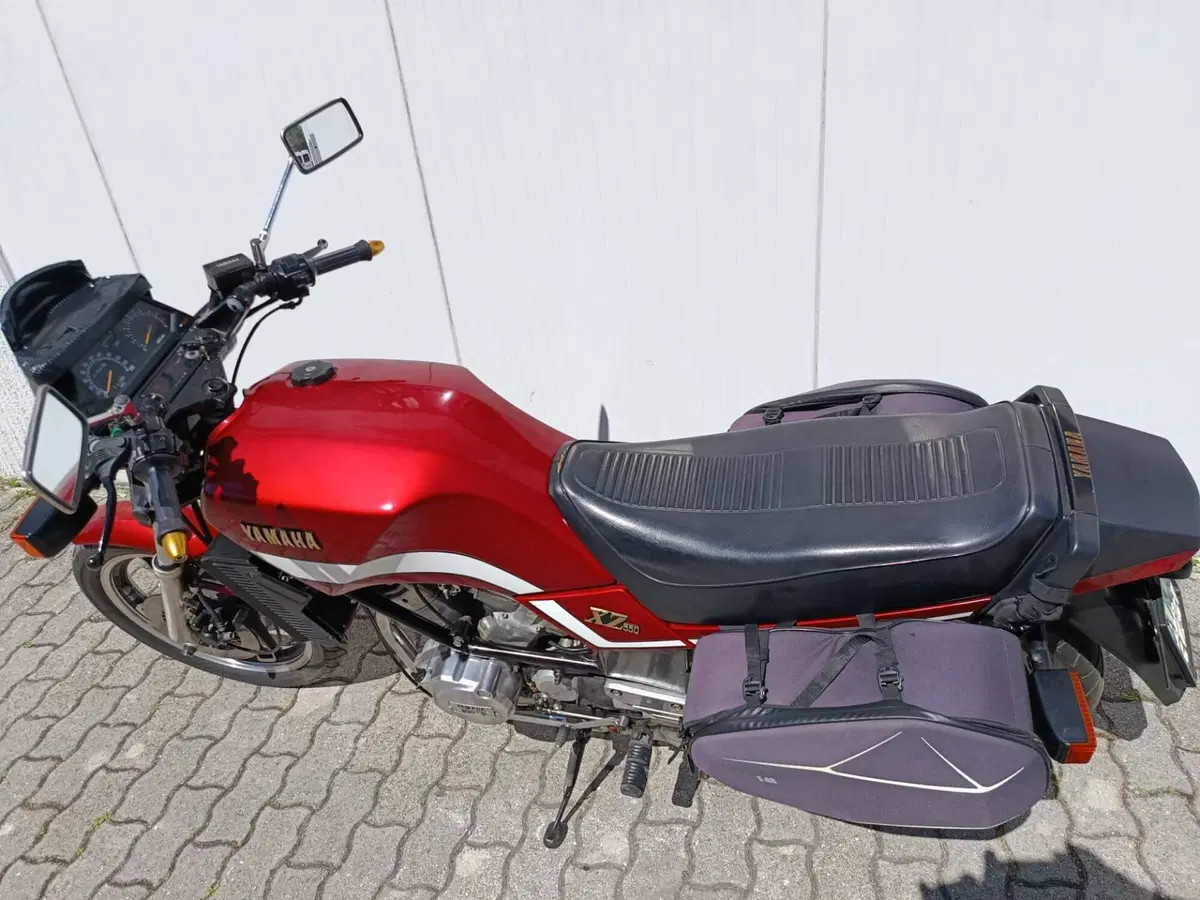 Yamaha XZ 550 (5)