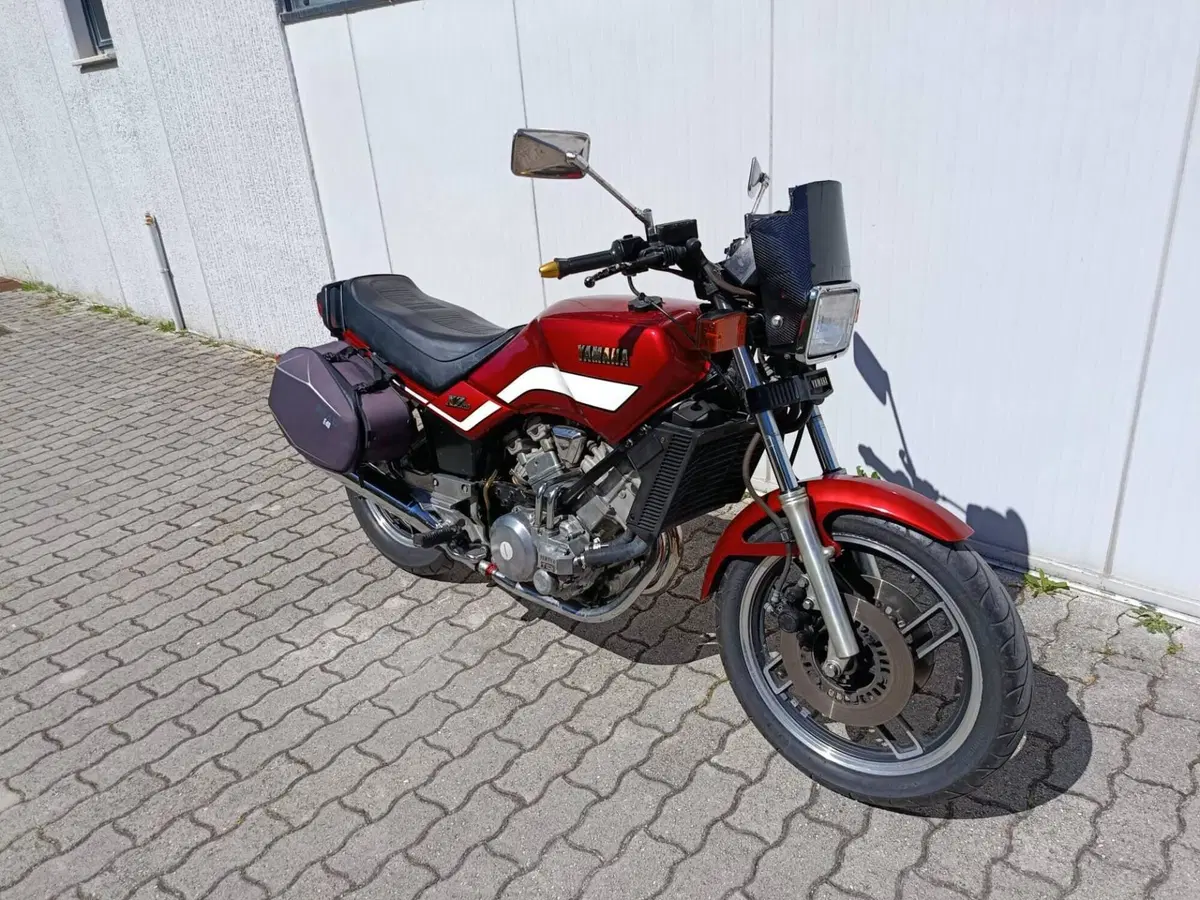 Yamaha XZ 550 (6)