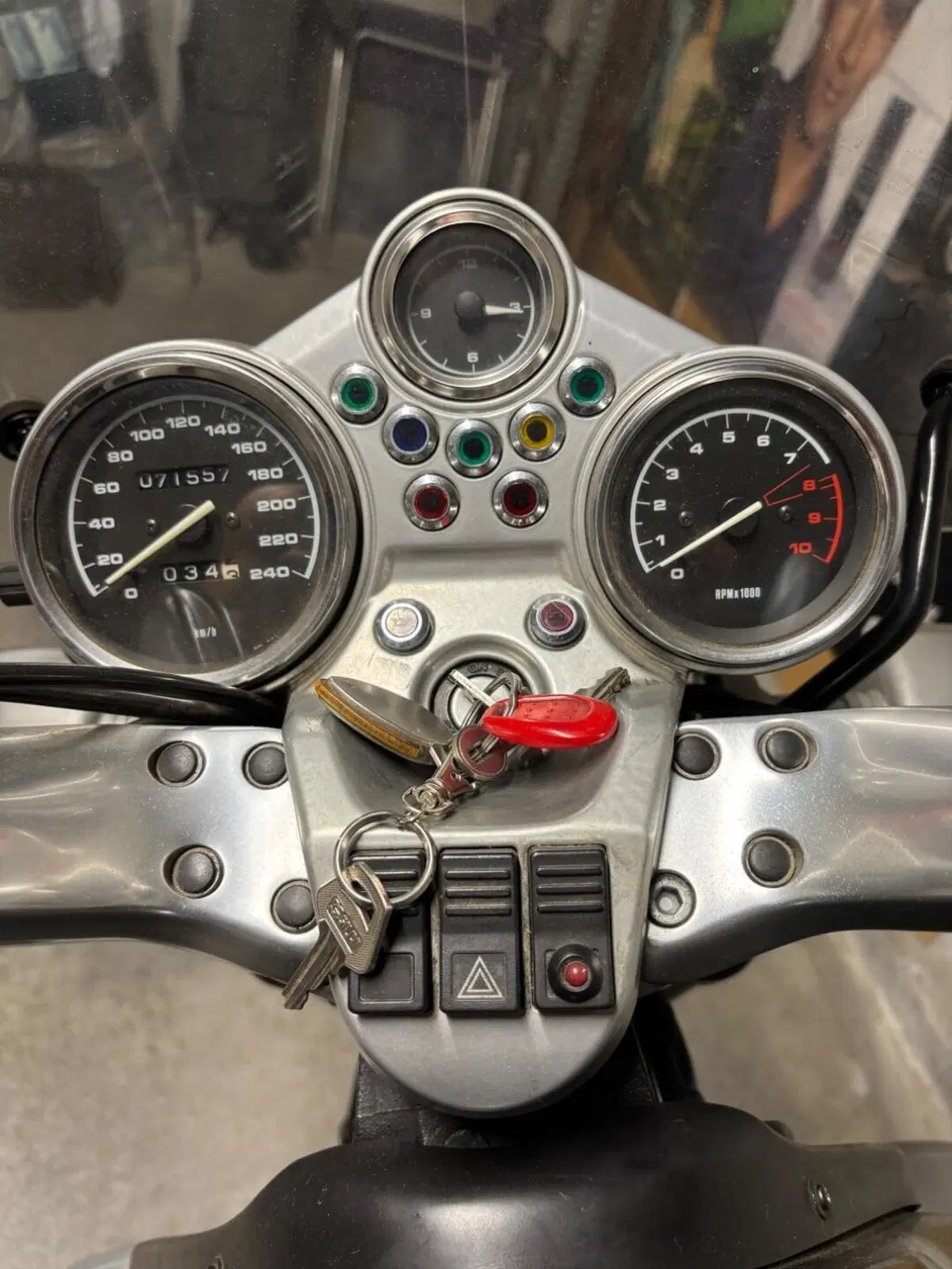 Bmw R 1100 R (6)