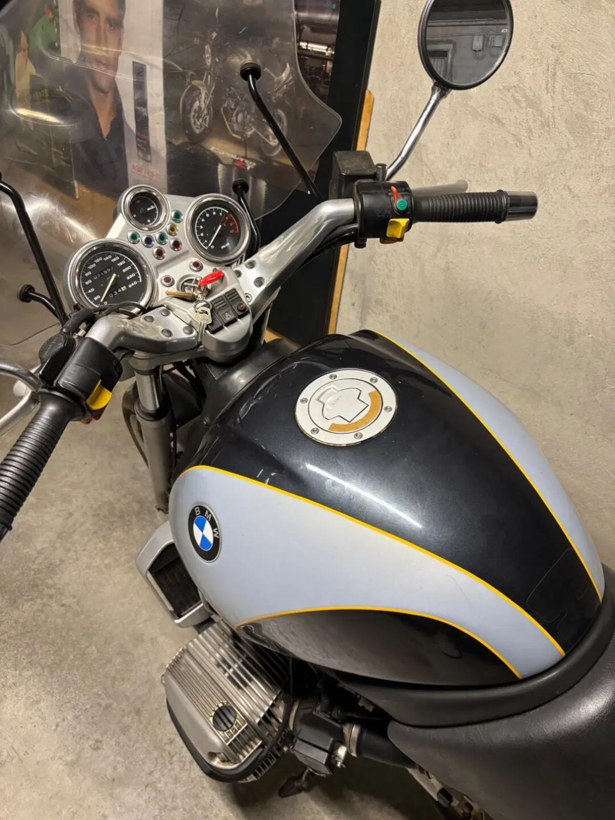 Bmw R 1100 R (7)