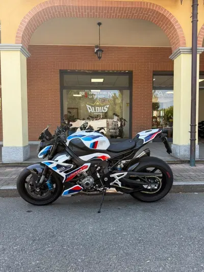 Bmw M 1000 R (2023 - 24) usata