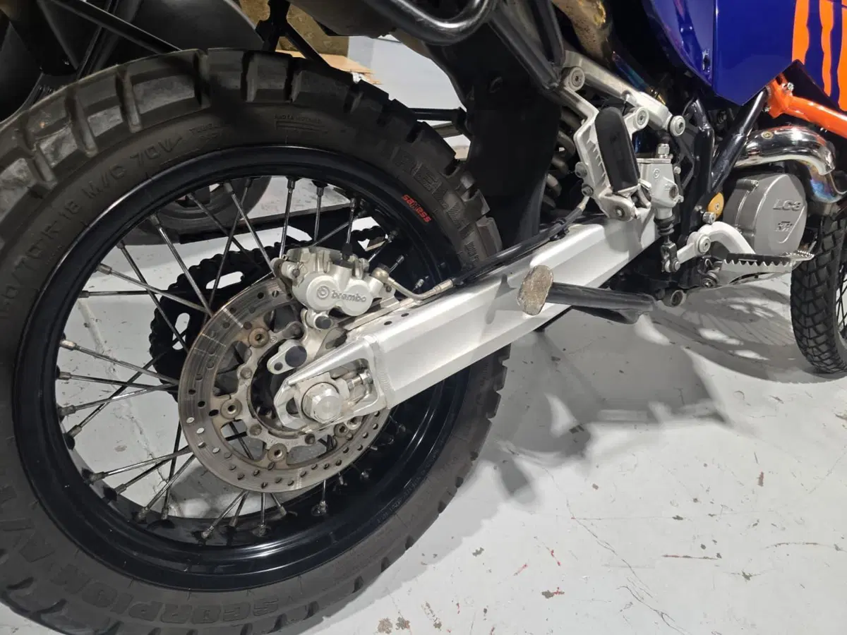 KTM 990 Adventure (2006 - 08) (11)