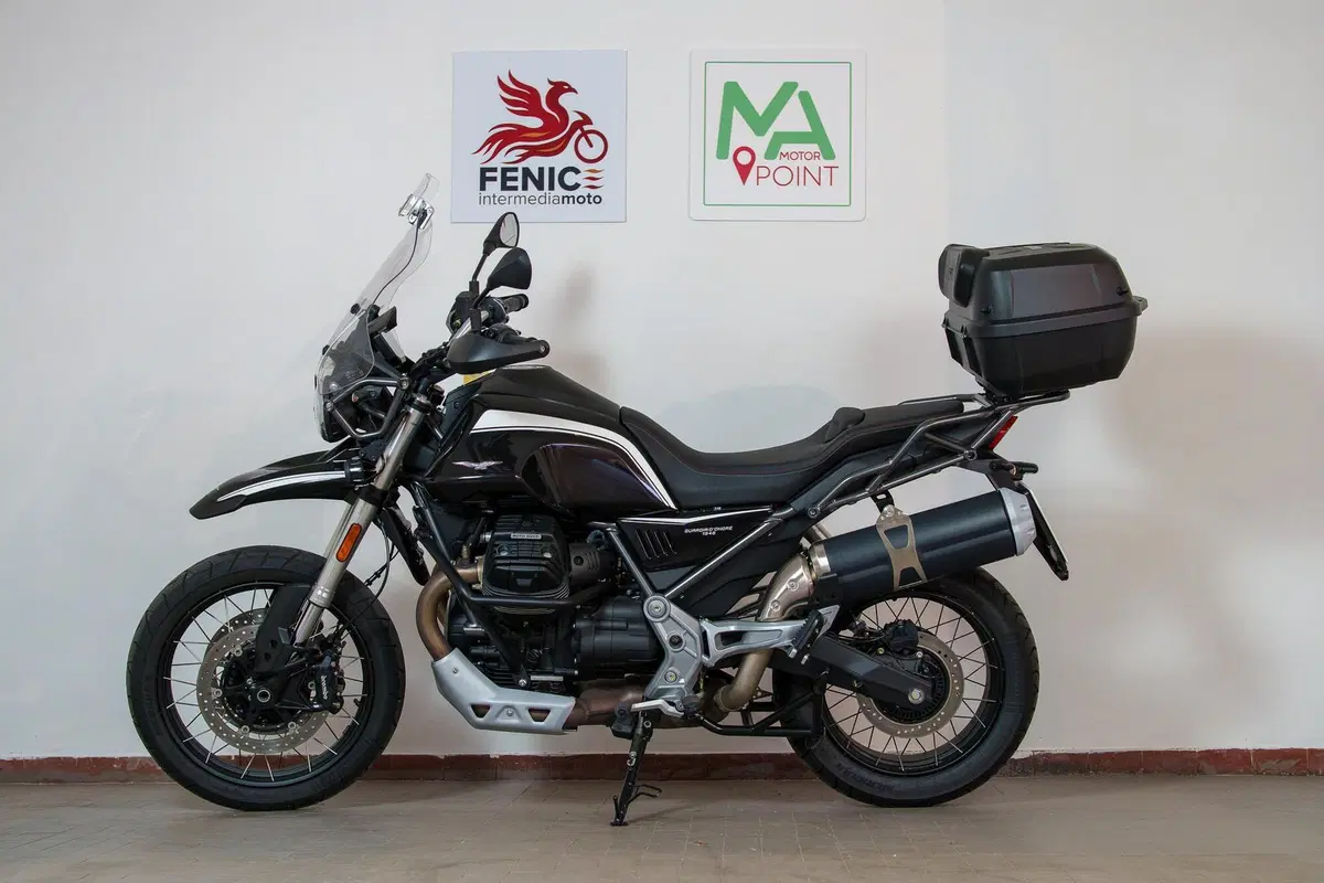 Moto Guzzi V85 TT Guardia d'Onore (2022 - 23)