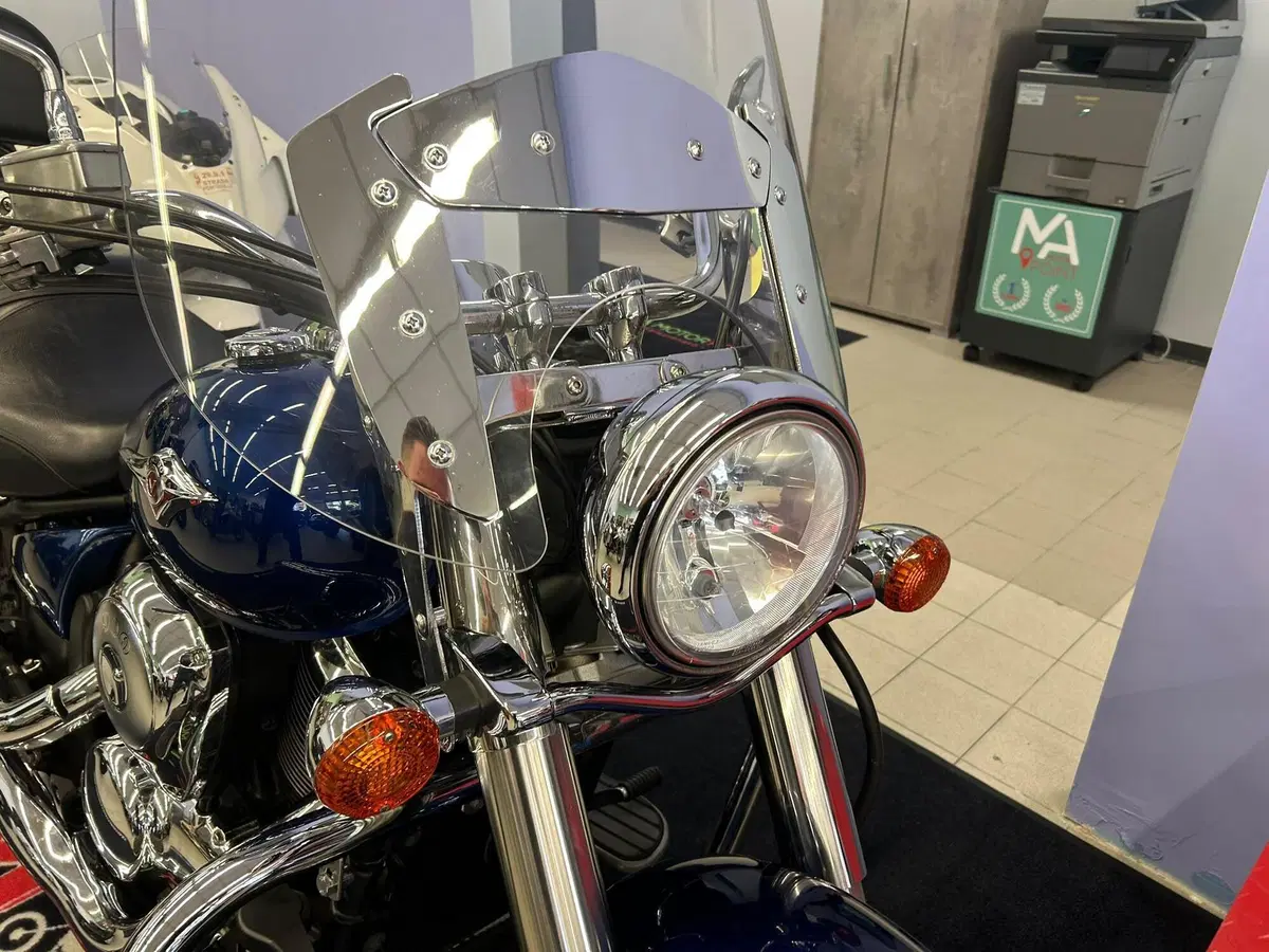 Kawasaki Vulcan VN 900 Classic (2006 - 10) (5)