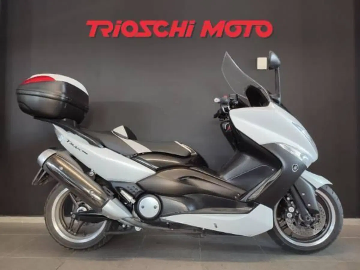 Yamaha T-Max 500 White Max (2010 - 11)