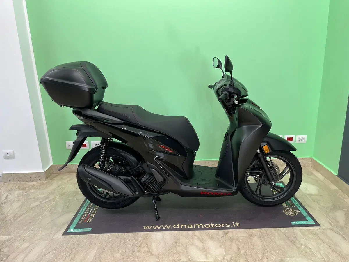 Honda SH 125 Sport (2026) (3)