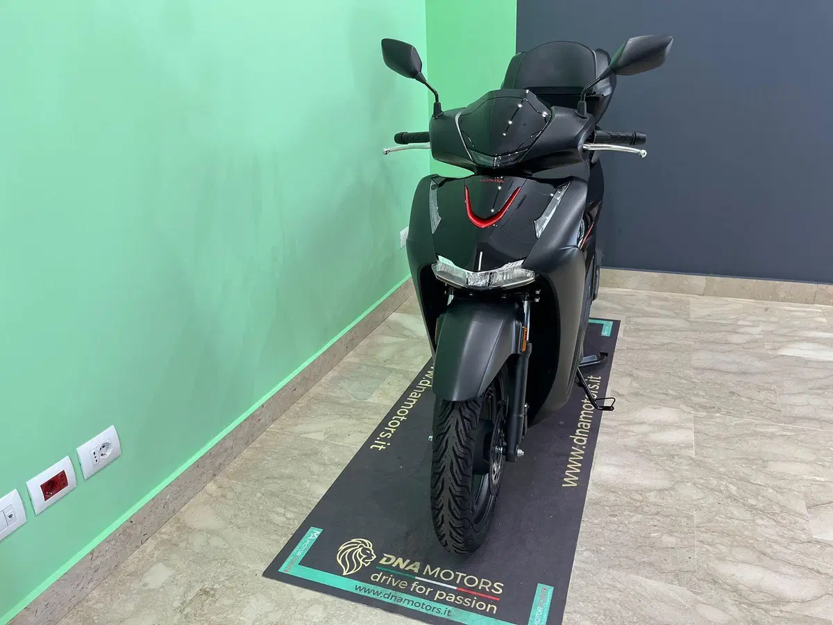 Honda SH 125 Sport (2026) (5)