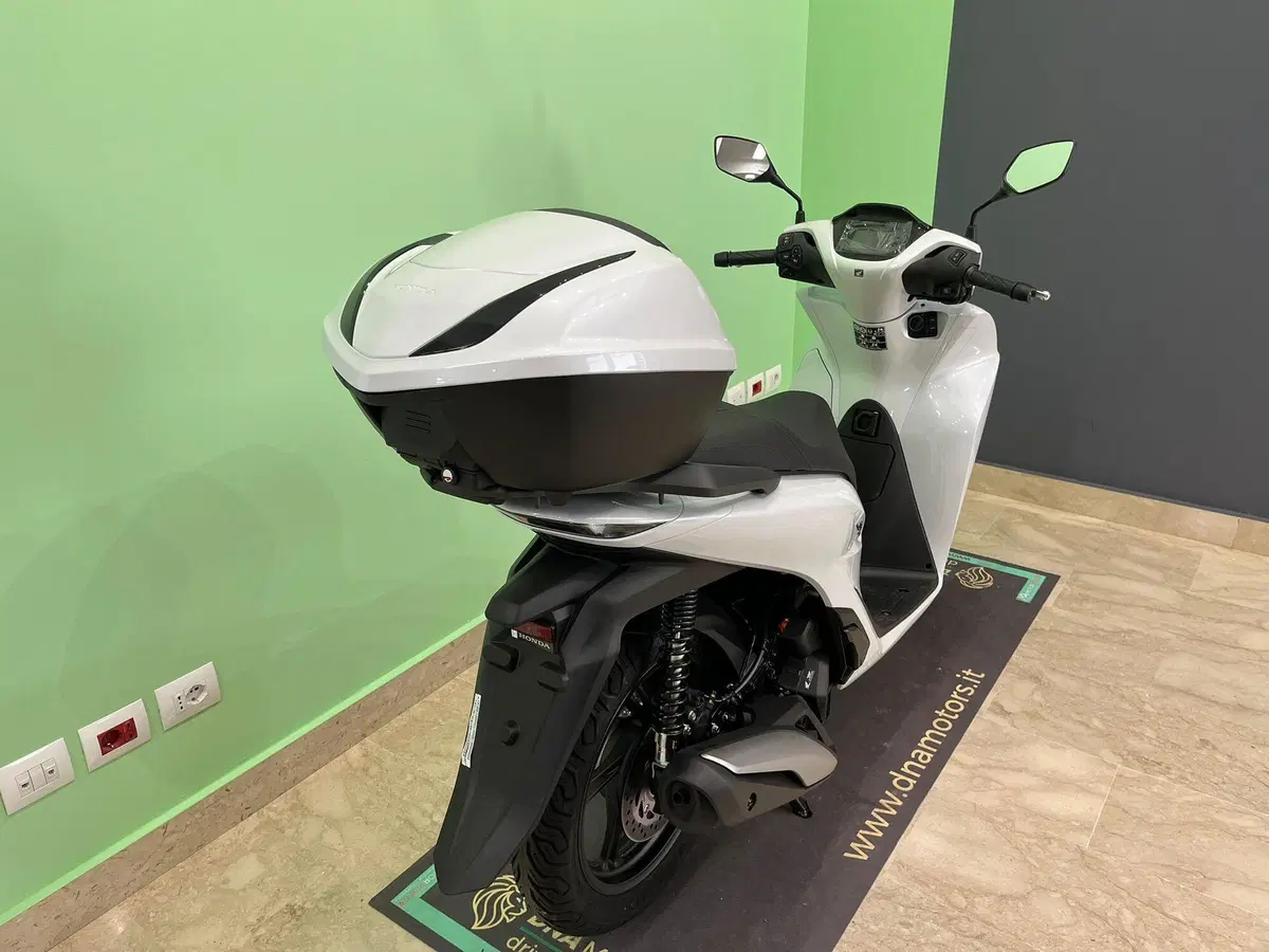 Honda SH 125 Mode (2024 - 26) (4)