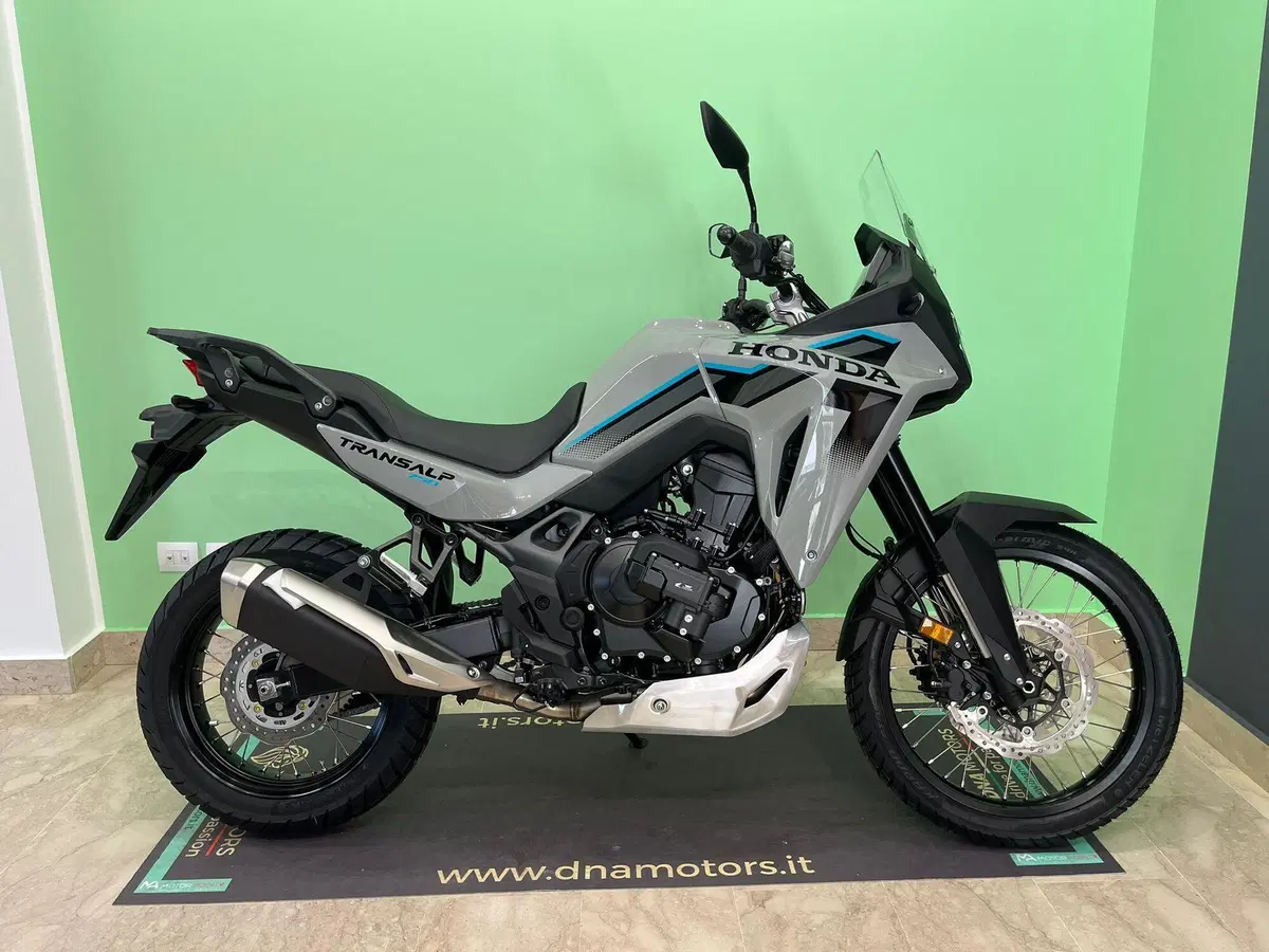 Honda Transalp XL750 (2026) (2)