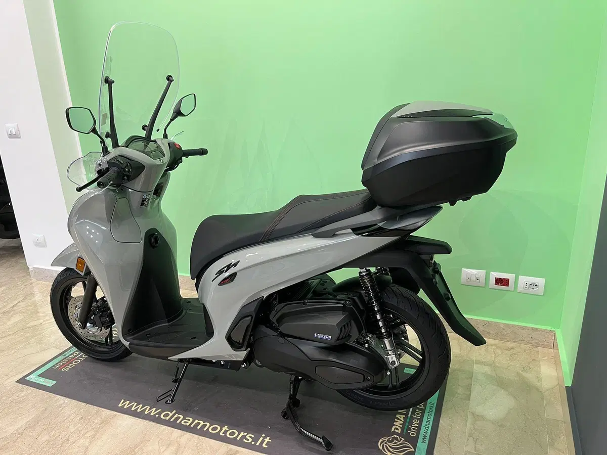 Honda SH 350i Sport (2025 - 26) (3)