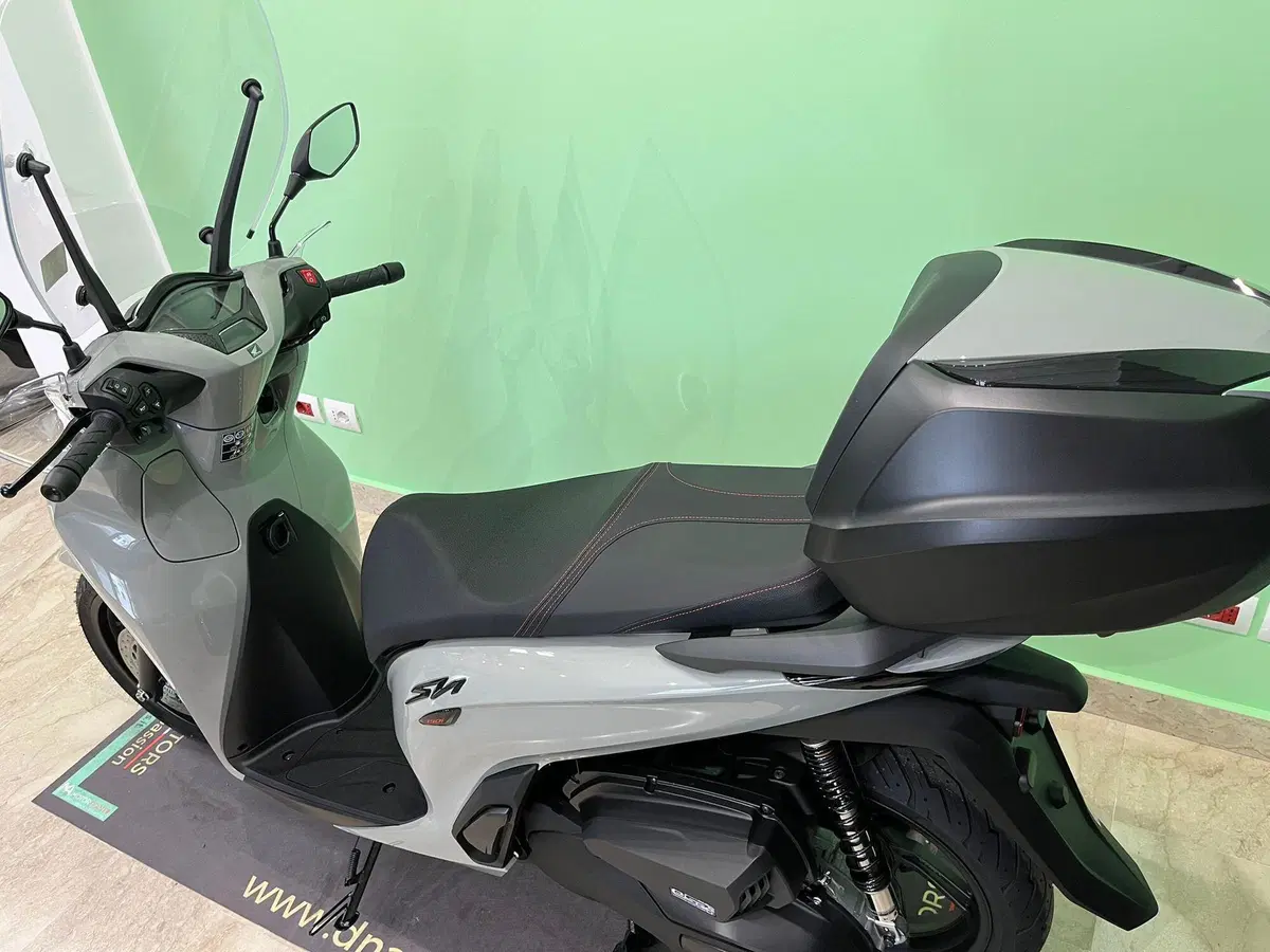 Honda SH 350i Sport (2025 - 26) (4)
