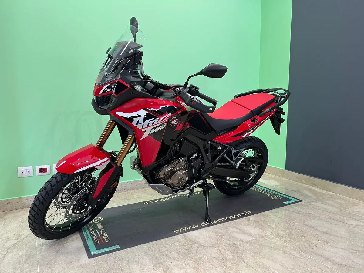 Honda Africa Twin CRF 1100L (2024 - 26)