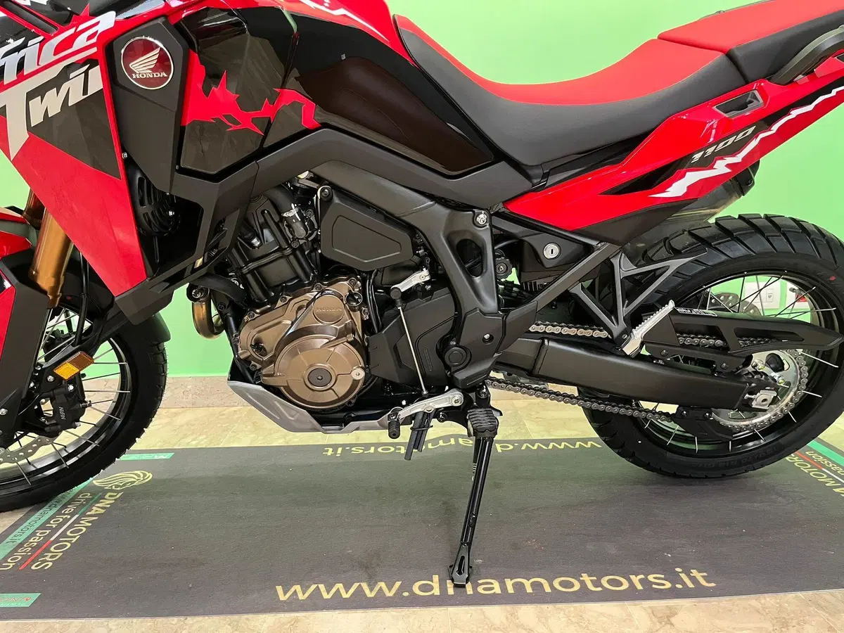 Honda Africa Twin CRF 1100L (2024 - 26) (7)