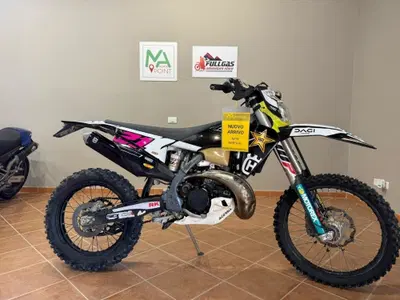 Husqvarna TE 300i (2022) usata