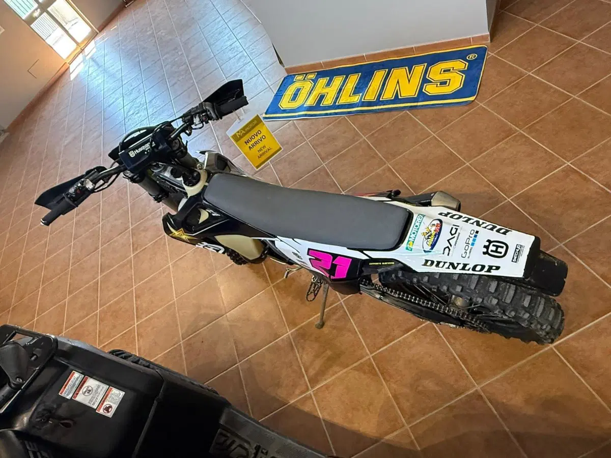 Husqvarna TE 300i (2022) (5)
