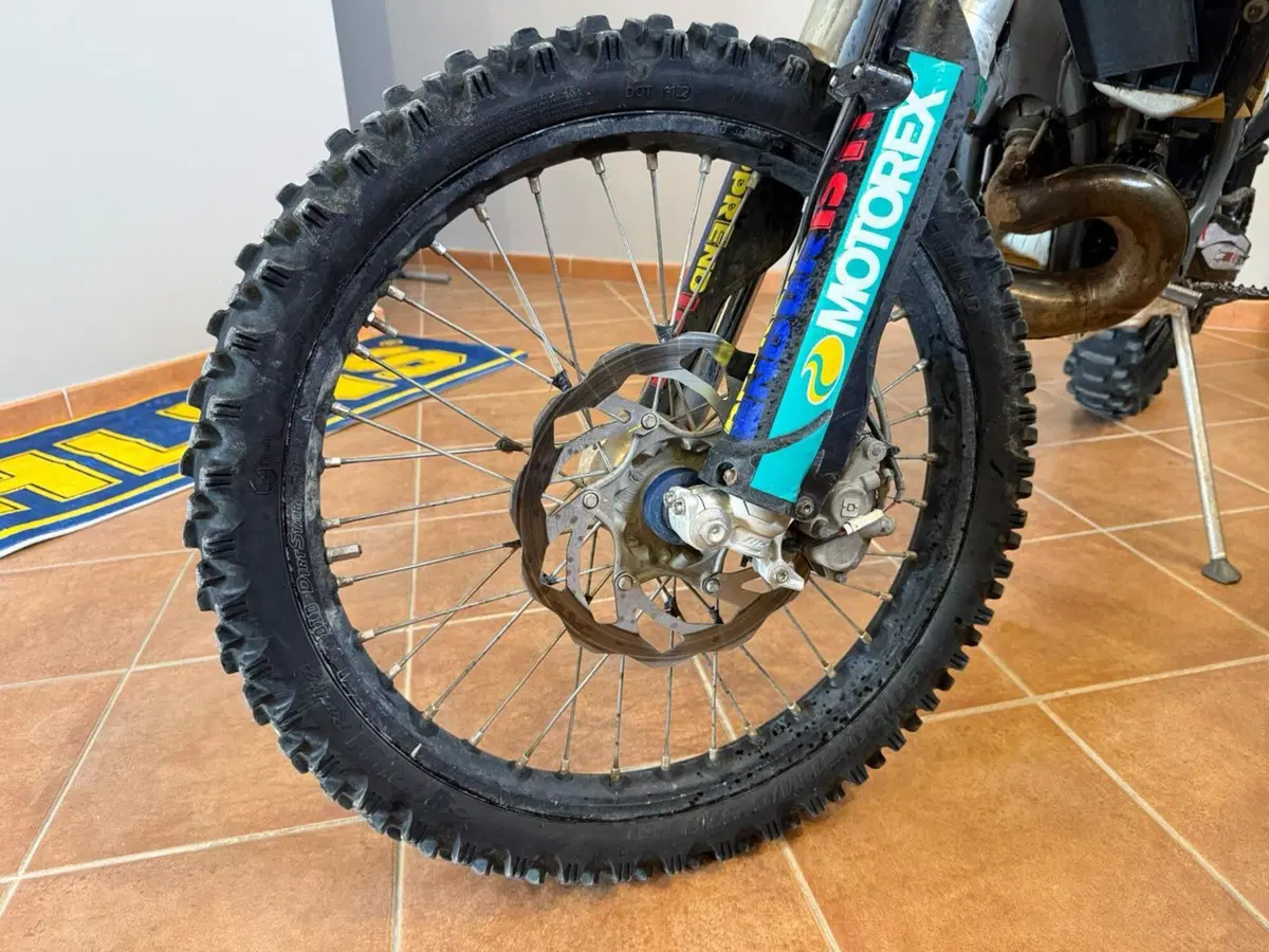 Husqvarna TE 300i (2022) (6)
