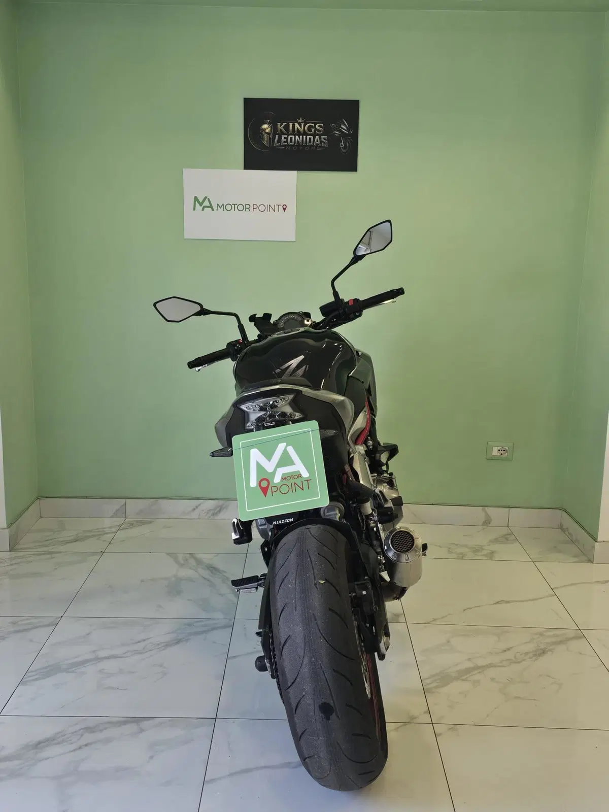 Kawasaki Z 900 Performance (2019) (3)