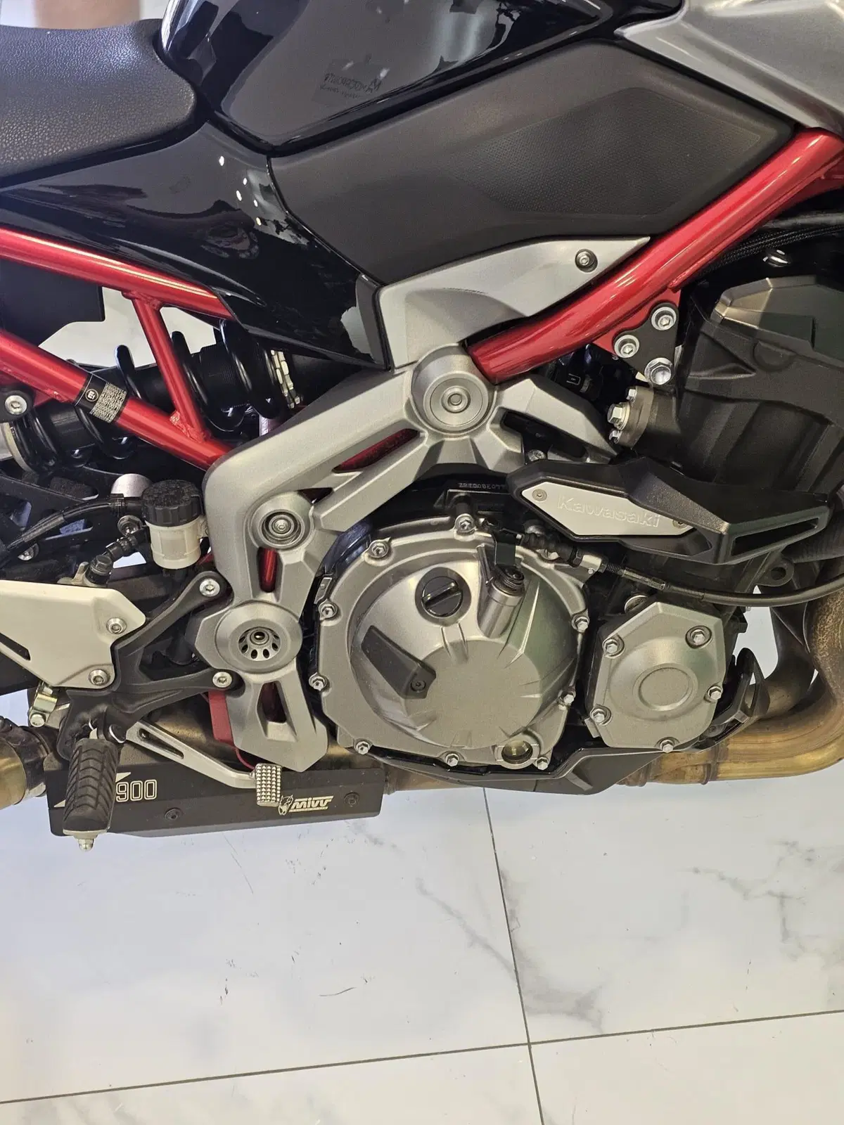 Kawasaki Z 900 Performance (2019) (7)