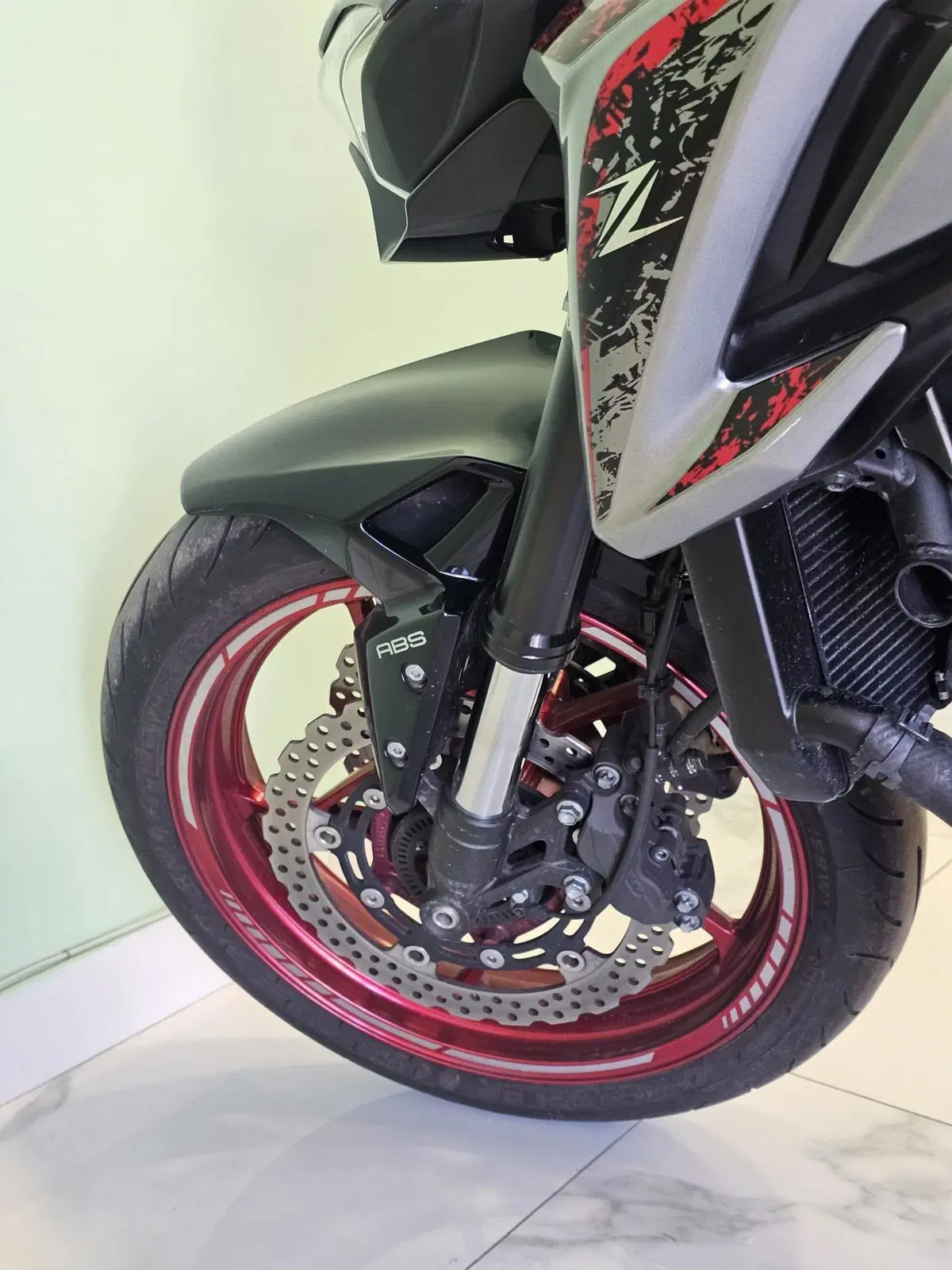 Kawasaki Z 900 Performance (2019) (9)