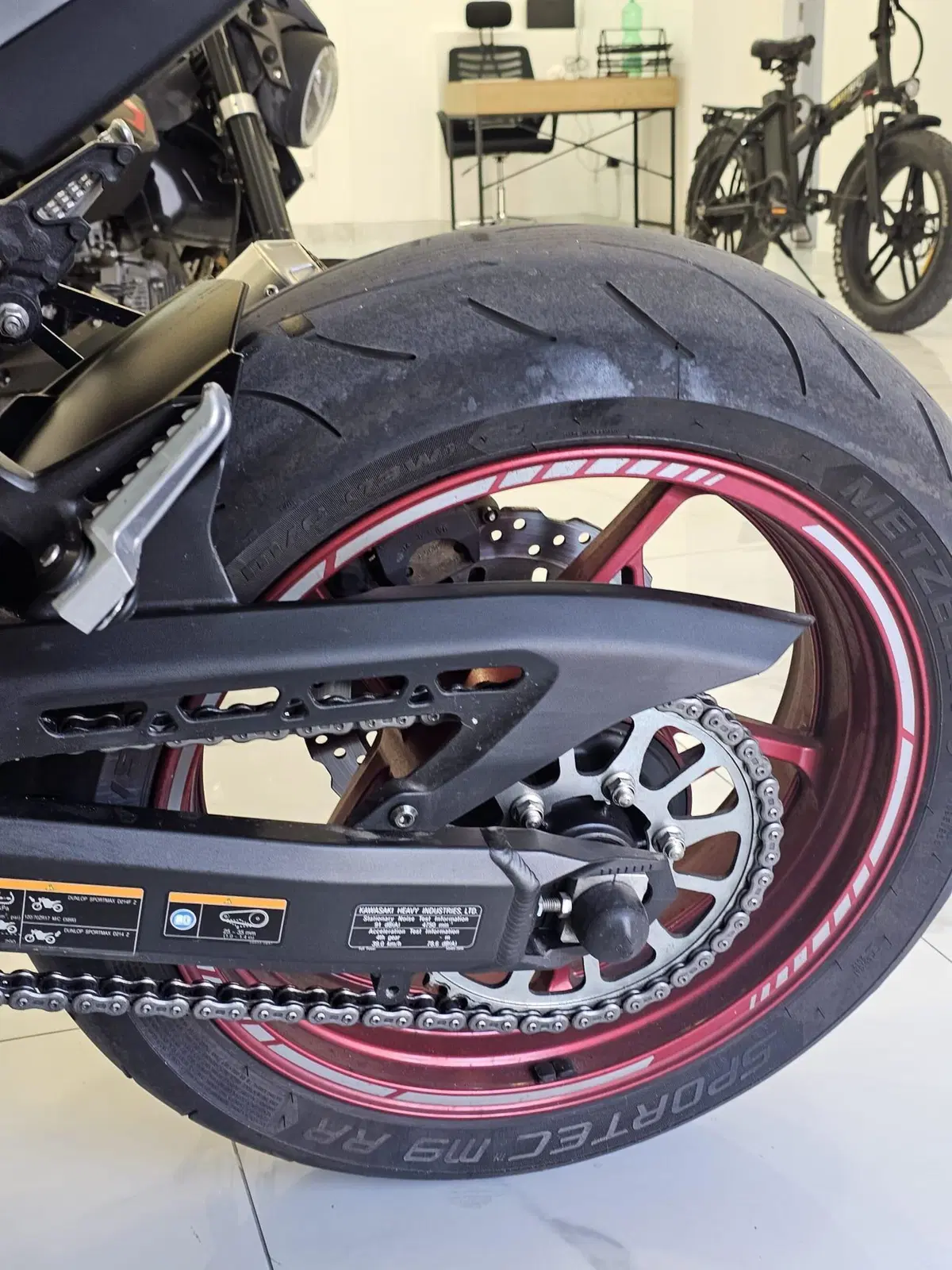 Kawasaki Z 900 Performance (2019) (10)