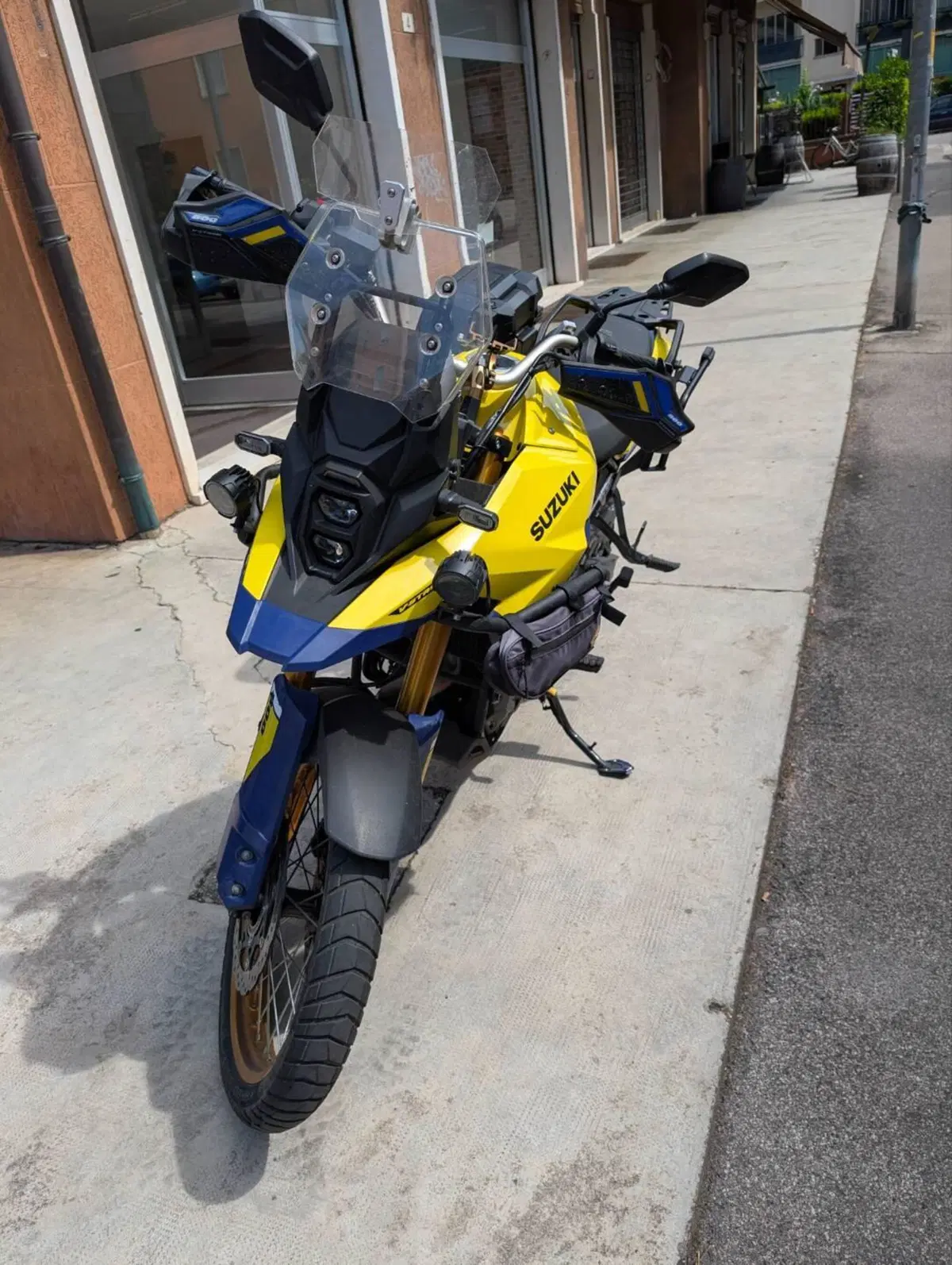 Suzuki V-Strom 800DE (2023 - 24) (3)