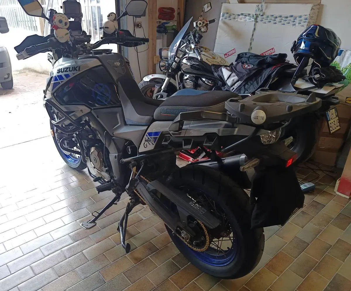 Suzuki V-Strom 1050XT Pro (2020 - 23) (3)
