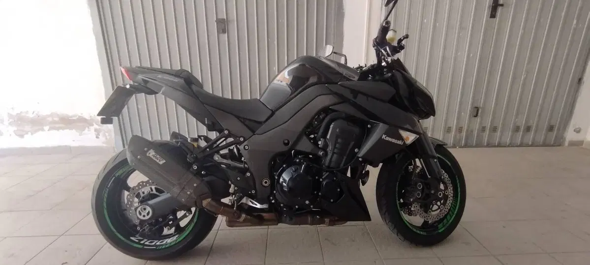 Kawasaki Z 1000 (2010 - 13) (3)