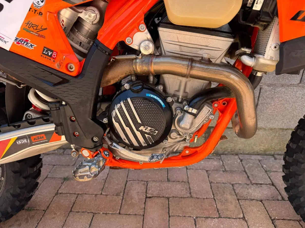 KTM 350 EXC-F Six Days (2025) (4)